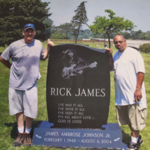 Rick-James-with-Oakley--1920w