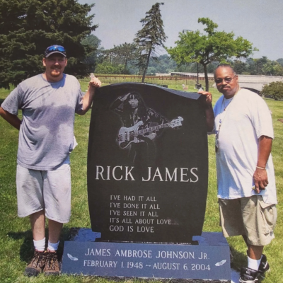 Rick-James-with-Oakley--1920w