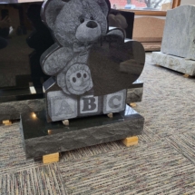 Teddy-bear-monument_1-1920w